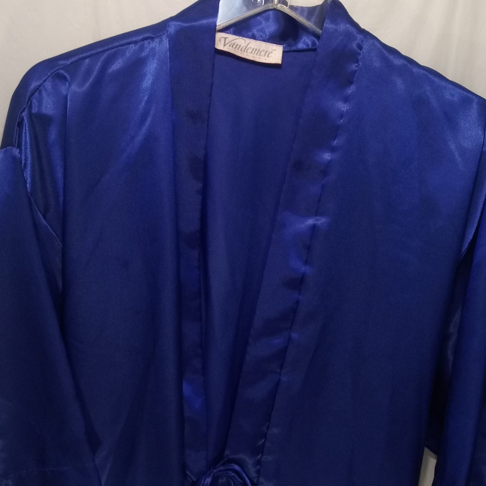 VANDEMERE WOMEN'S ROBE